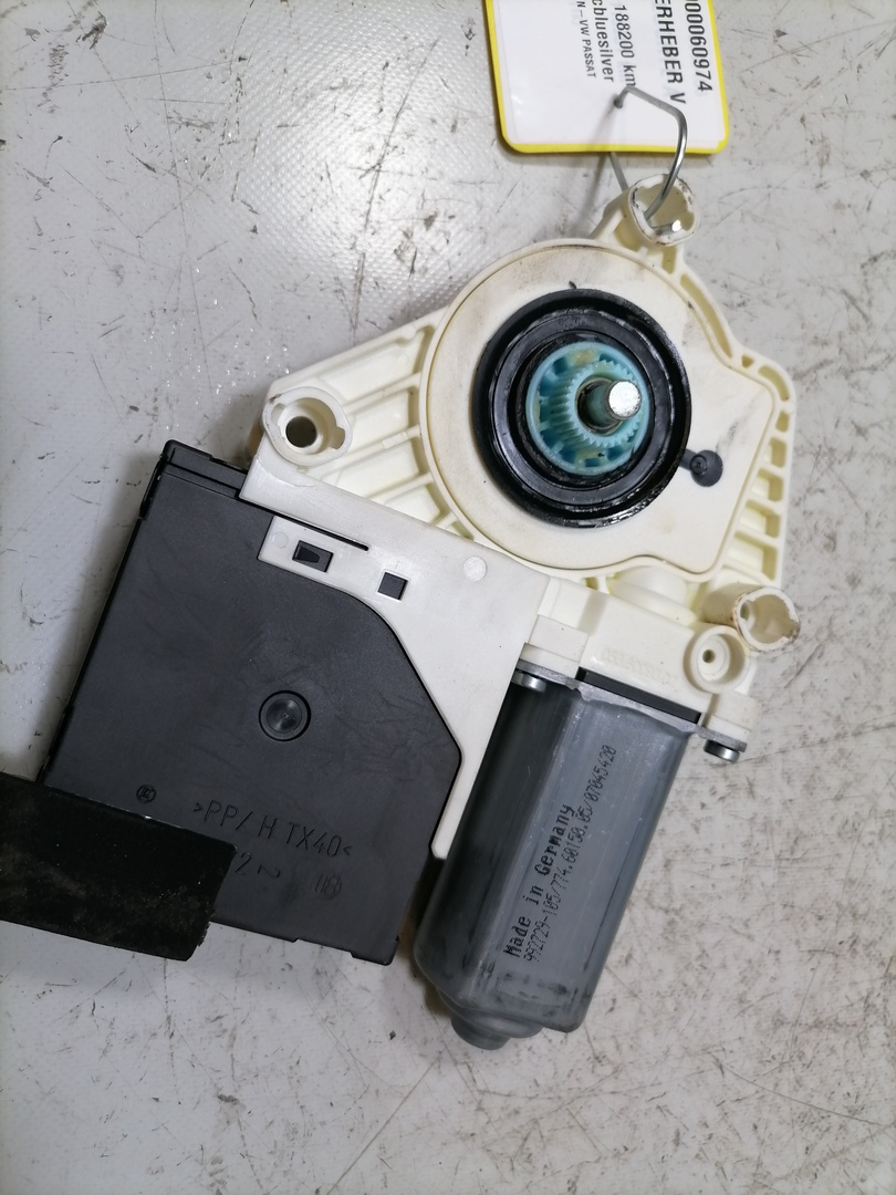 VW Passat 3C original Fensterhebermotor vorn rechts Bj.2005